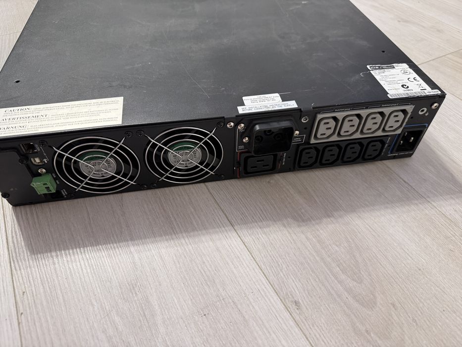 Vand UPS Eaton PW5130 rack