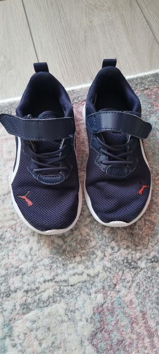Adidasi Puma.pentru copii marimea 27.5