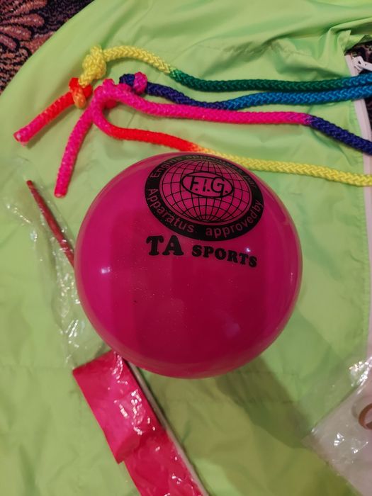 Гимнастические вещи: