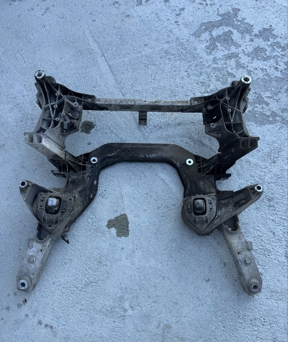 Преден мост бмв ф10/ф11( preden most bmw f10/f11)