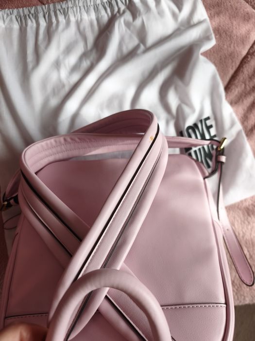 Розова дамска раница Love Moschino – като нова