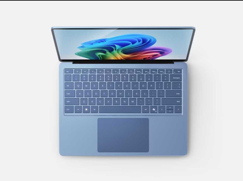 Нов Microsoft Surface 7th Edition 13.8inch Snapdragon X Elite 16/512