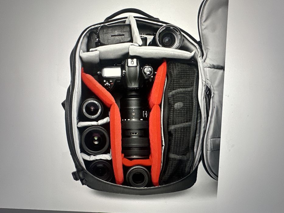 Vand rucsacuri foto/video Manfrotto  și Think Tank !