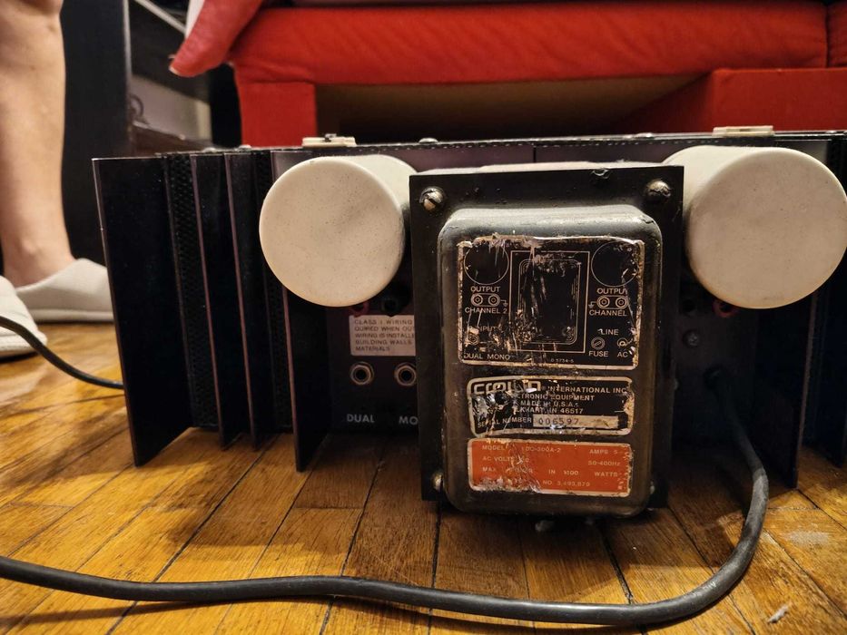Vând Amplificator