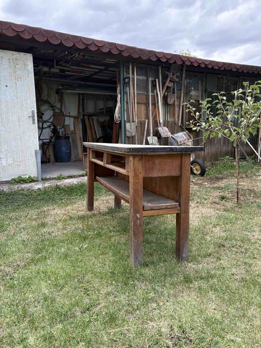 Работна маса за работилница