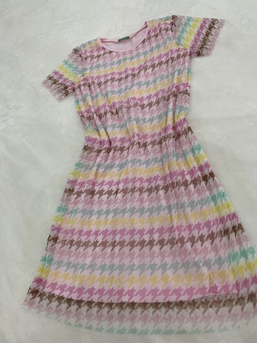 Рокля с тюл Benetton