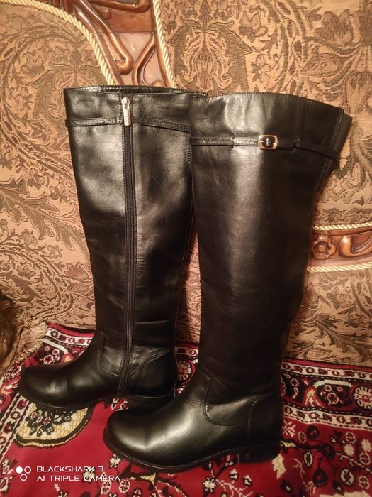 Женские сапоги демисезонные. Размер 37.