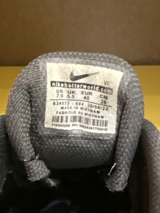 Обувки nike чисто нови 40 номер