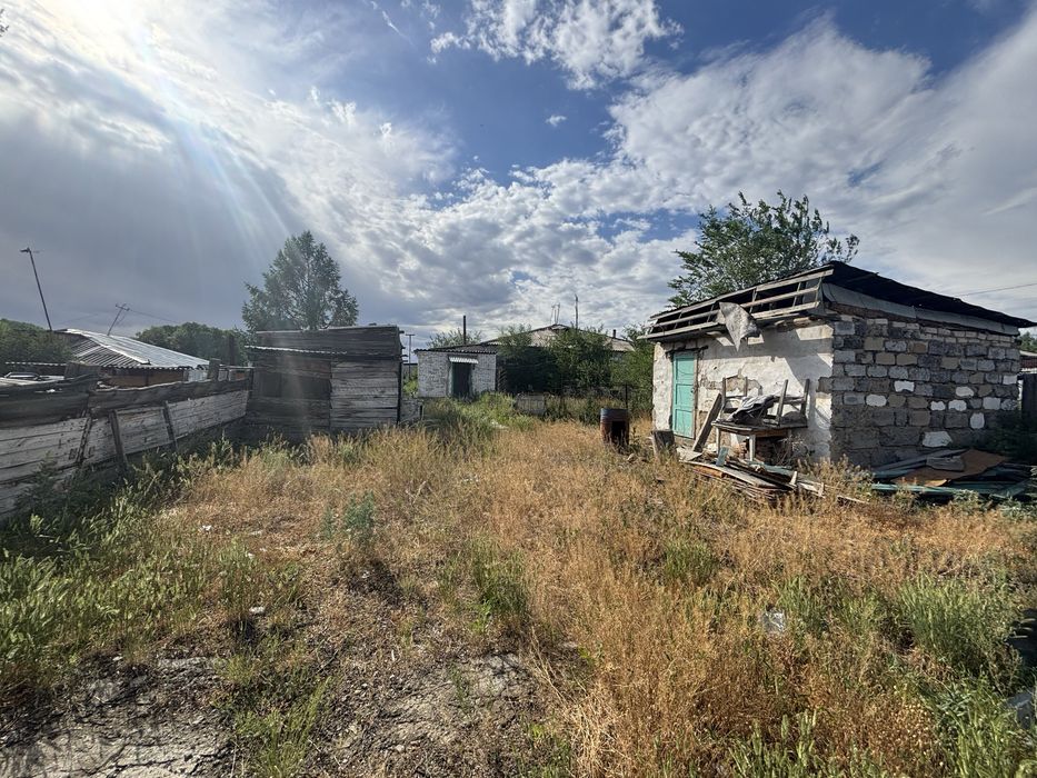 Продаю дом на районе восход