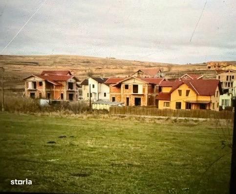 Teren intravilan l 603 mp l 2 fronturi l Chinteni