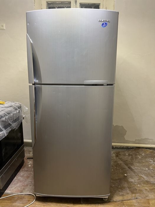 Холодильник SAMSUNG