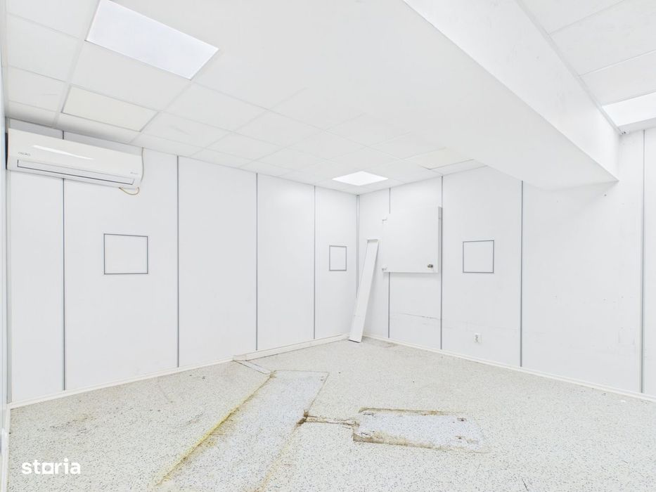 Clădire de 560 mp utili ~20 încăperi | Configurație medicală