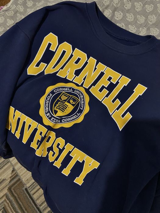 продаются худи (разные)