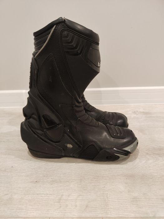 Ботуши за мотор BLACK 42 номер