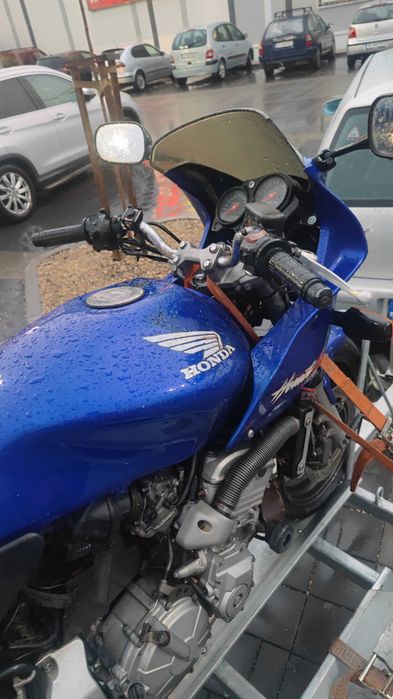 Мотор Honda Hornet 600 S на части