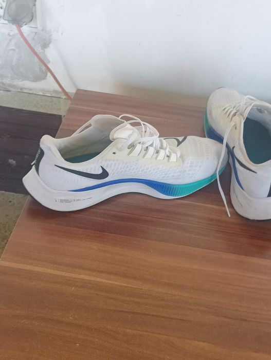 Adidași noi 450 lei toti