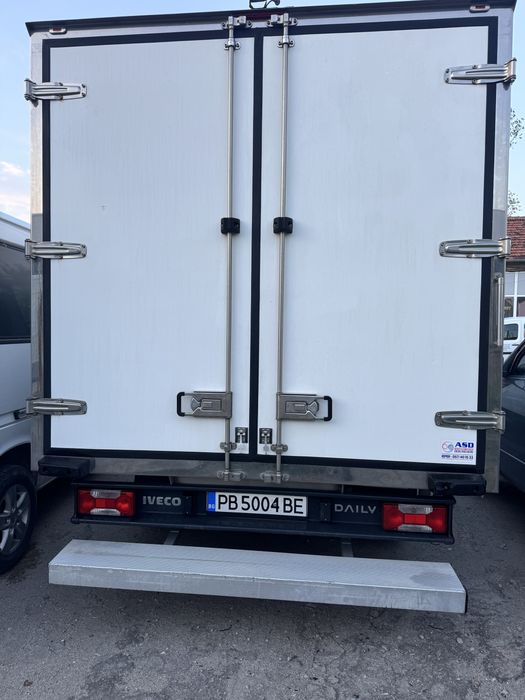 Ивеко 35/180 хладилен бус