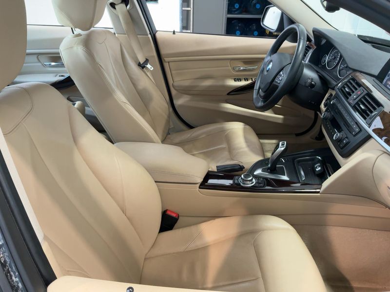 BMW 3er 330d 2014