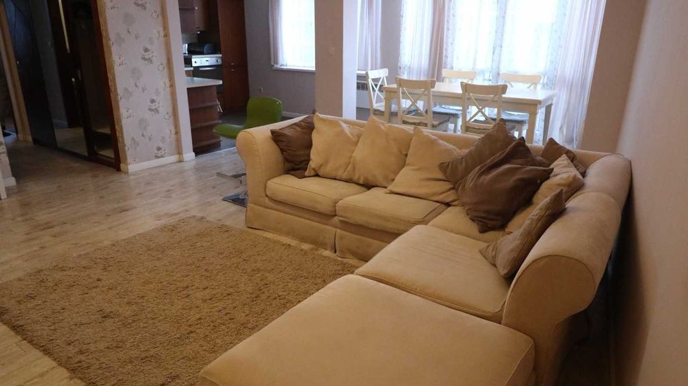Продава се Тристаен апартамент в София, Младост 1А - 73 кв.м за 2521 €/кв.м - Снимка #2