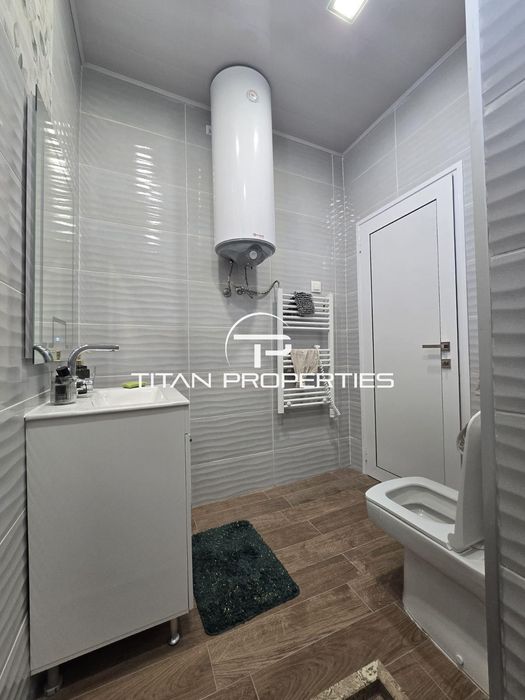 Дава се под наем Тристаен апартамент в Пловдив, Център - 90 кв.м за 661.98 € - Снимка #18