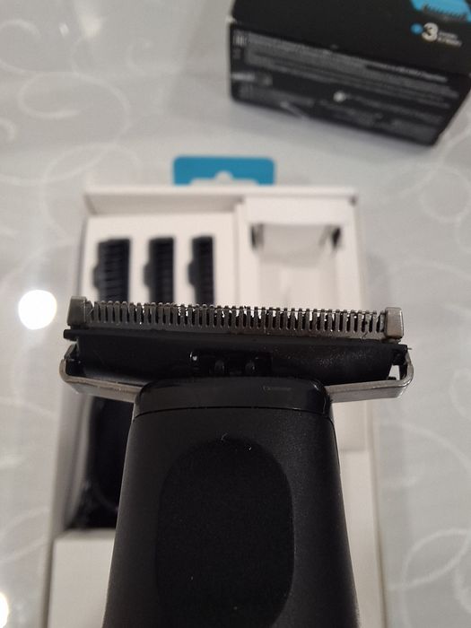 Тример Braun XT3100 за брада