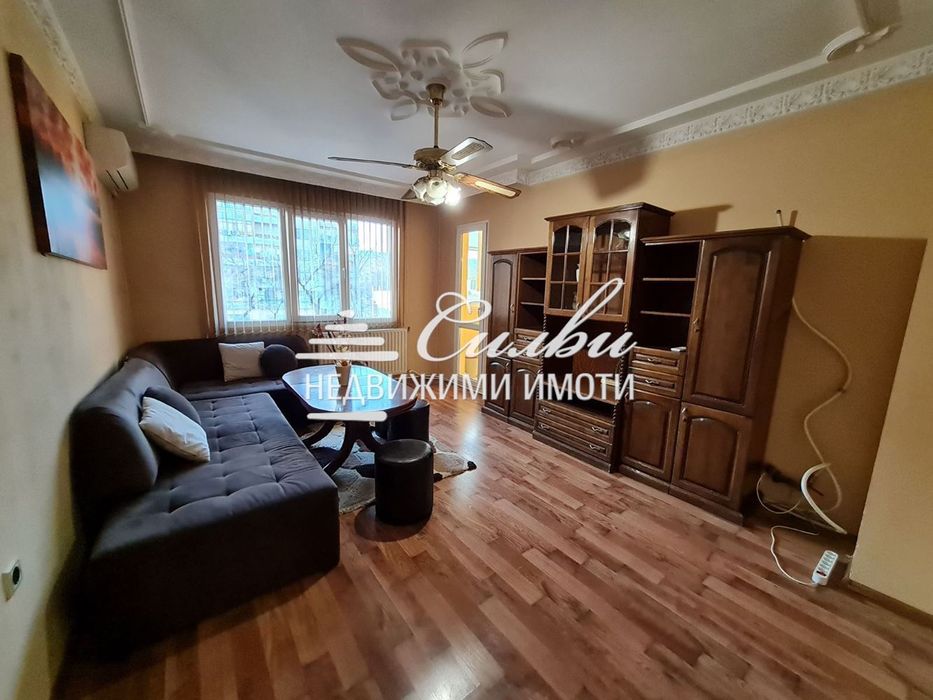 Дава се под наем Двустаен апартамент в Шумен, 5-ти полк - 70 кв.м за 280.5 € - Снимка #1