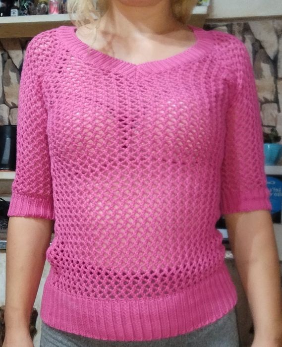 Bluza de lana de culoare roz