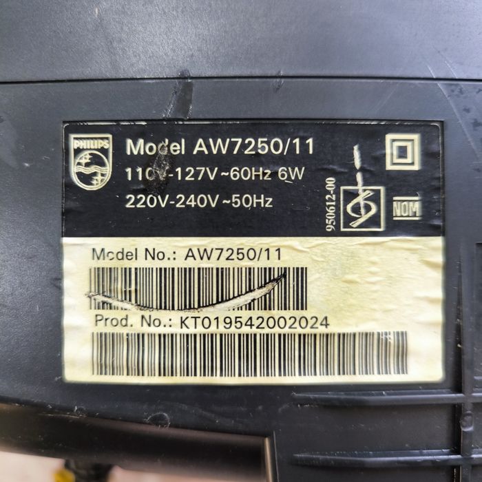 Магнитола Philips AW7250 — ретро бумбокс в рабочем состоянии