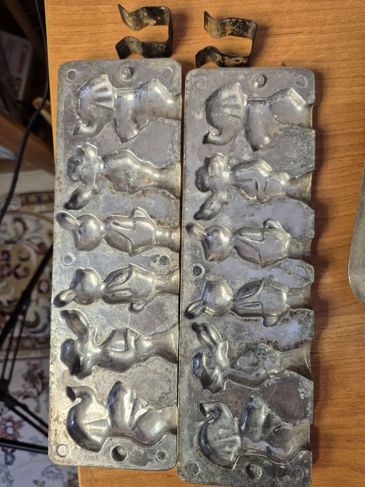 Орешницы, вафельницы, формы для леденцов.