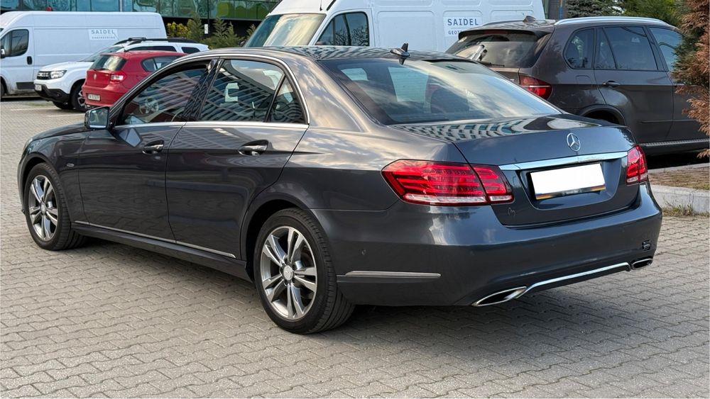 Mercedes Benz E220d E Class an 2015*9G Tronic Led ILS*2.2 CDi 170 CP