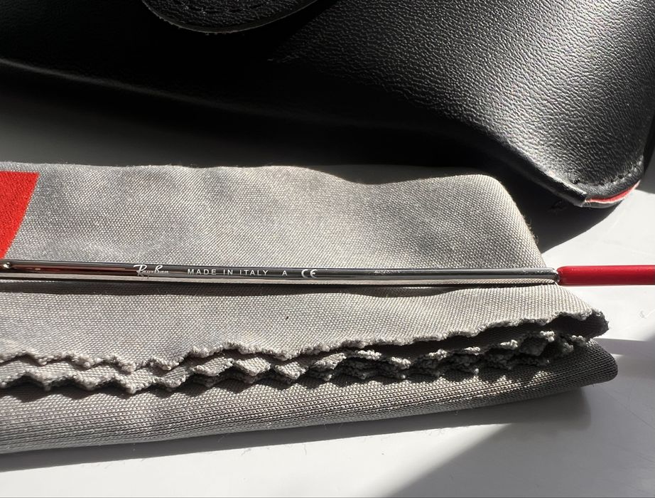 слънчеви очила RAY-BAN FERRARI