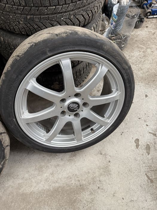 Джанти 17 5x114.3 със семи сликове 215/40/17