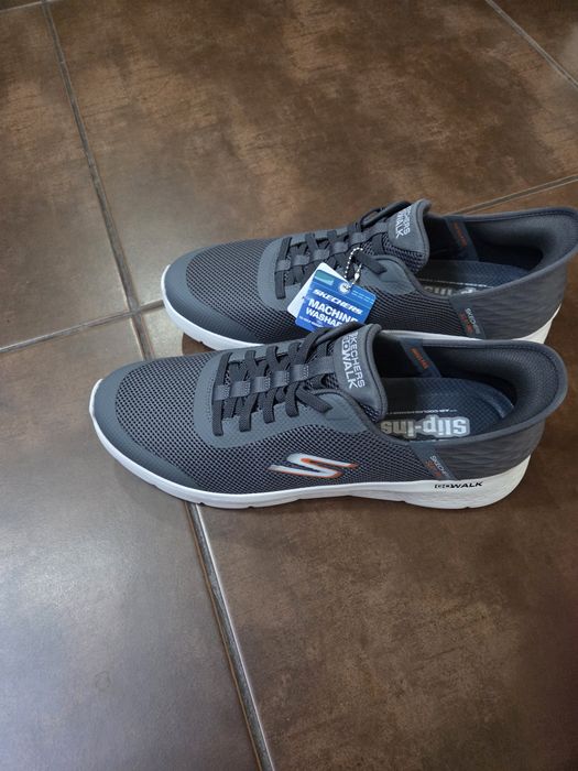 Мъжки маратонки Skechers GoWalk  49 номер, чисто нови!