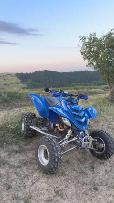Yamaha raptor 660