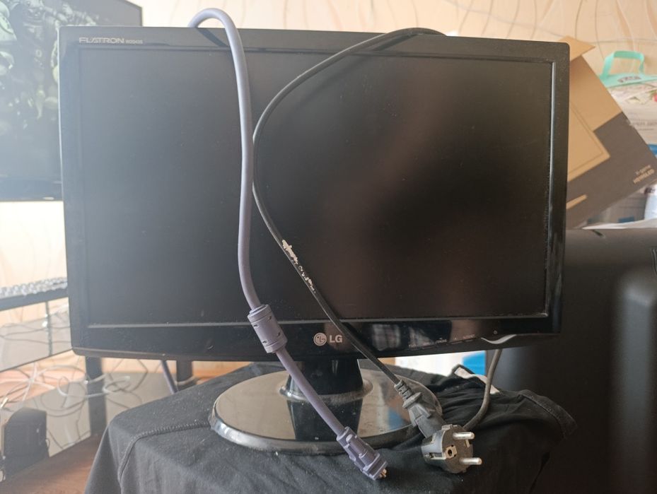 Монитор lglglglglg