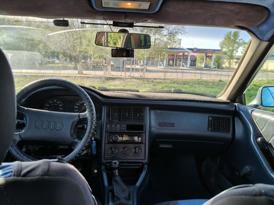 Audi 80 b3 1990 год 1.8 JN