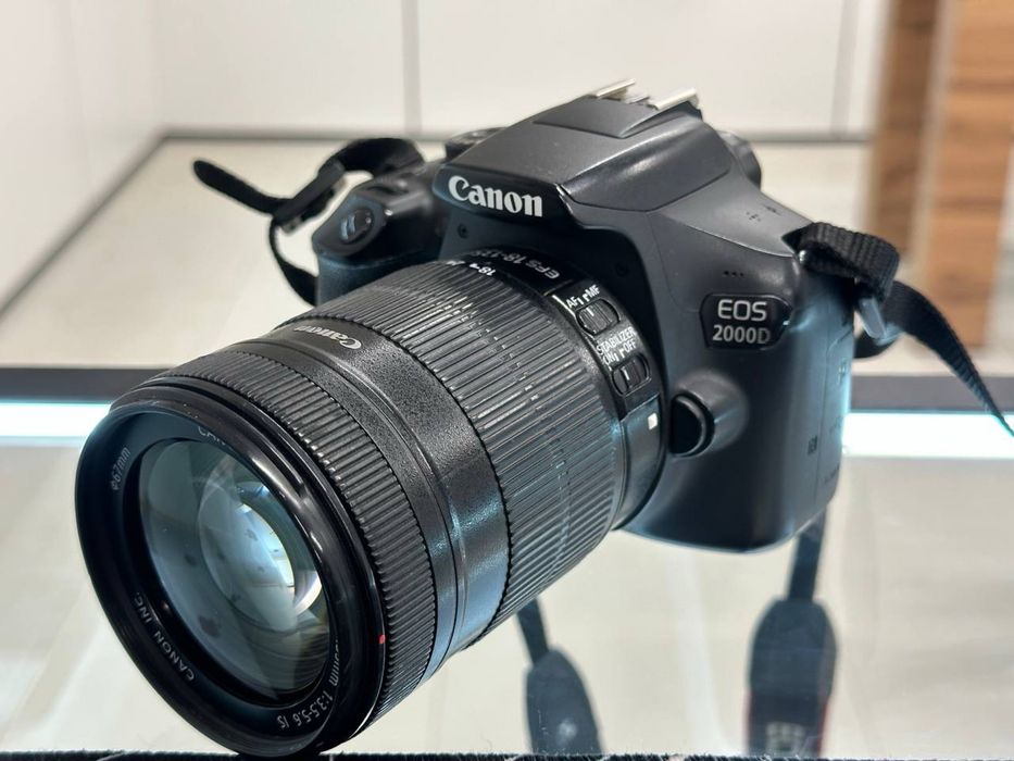 Canon EOS | 2000D