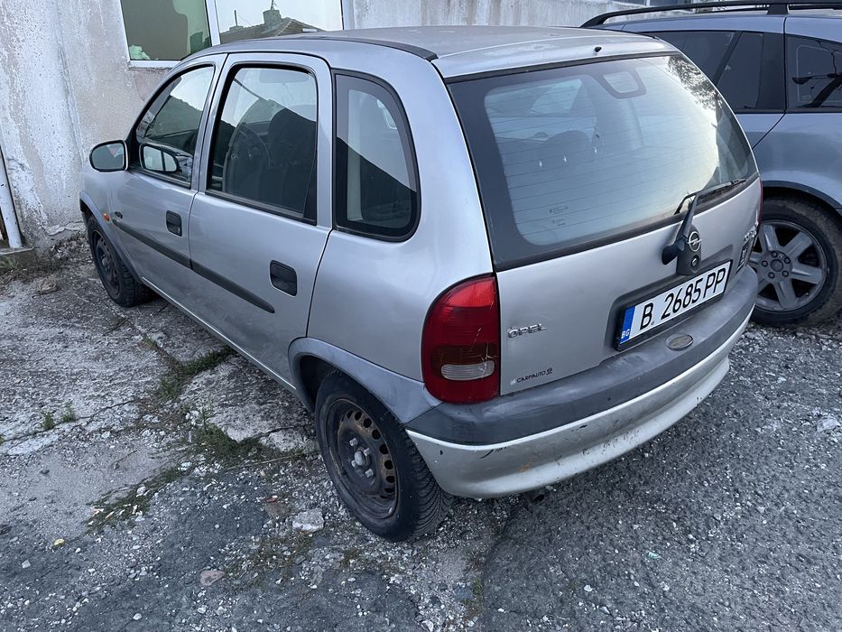 Опел Корса 1.2 4/5врати 2000г На Части