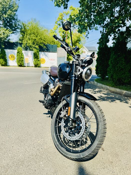 Triumph Scrambler 1200 | 2026 | 2.400 km | Stare impecabilă | Garanție