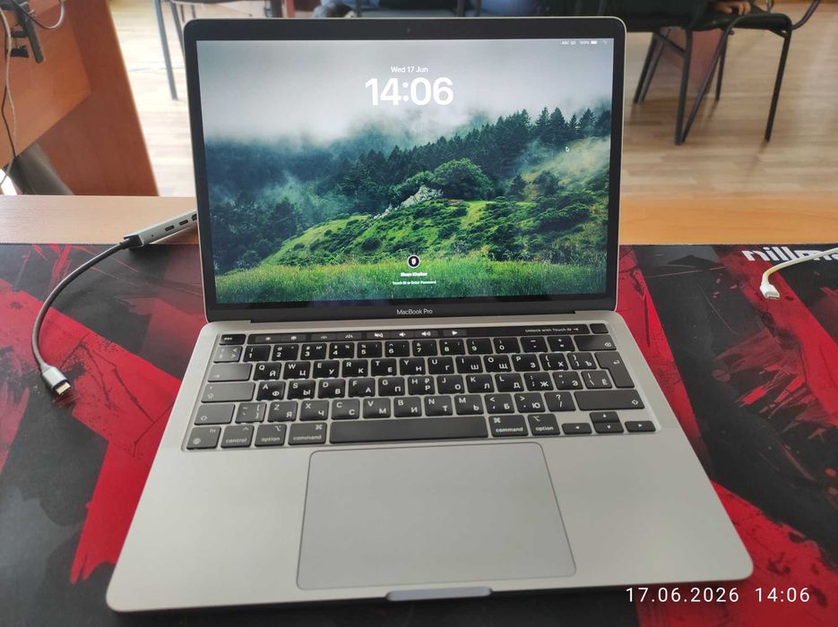 Macbook Pro M1 8/256 13,3 inch