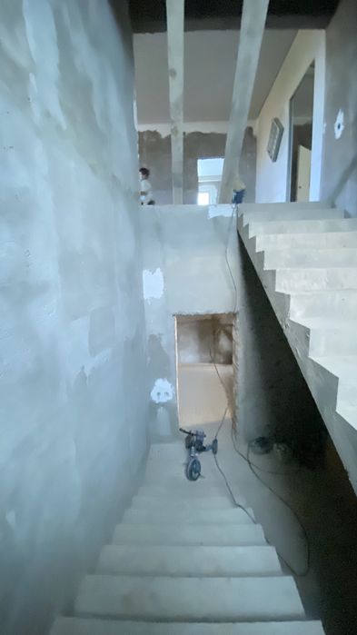 Продается коттедж в центре поселка Индербор!