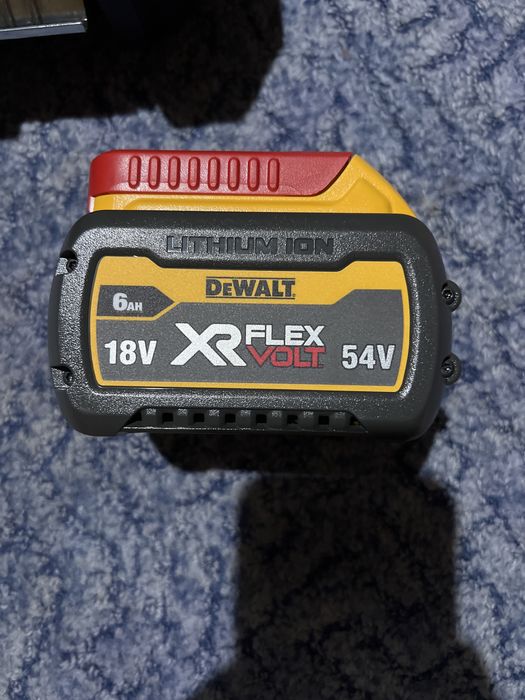 Гайковёрт Dewalt DCF 900NT