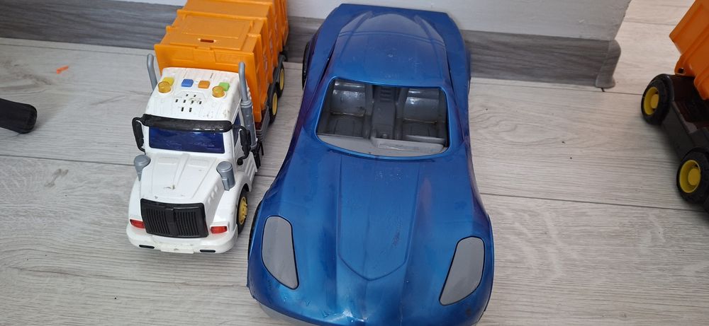 Машинки игрушки по 500