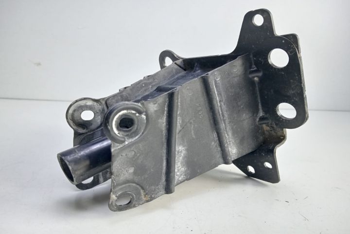 Suport cap lonjeron dreapta fata  8P0807134 Audi A3 8P/8PA (facelift)