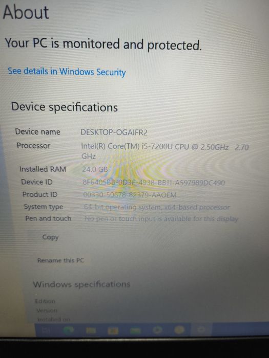 Vand o unitate incompleta si un laptop Lenovo