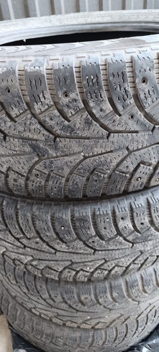 Продам шины зимние
