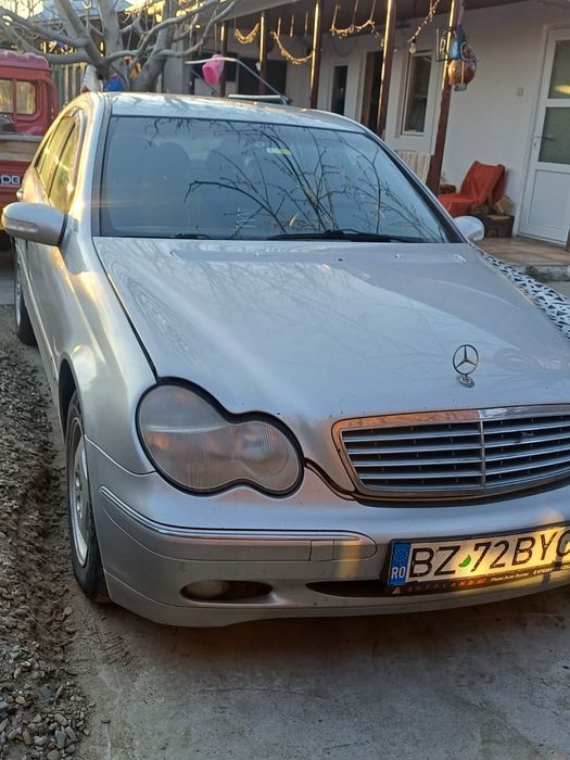 Mercedes c class w203