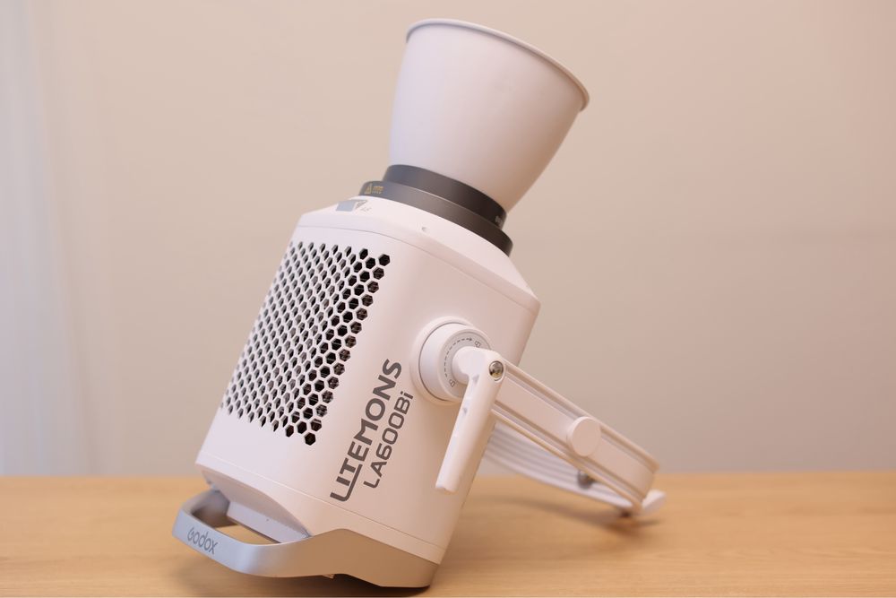 Godox Litemons LA600Bi LED