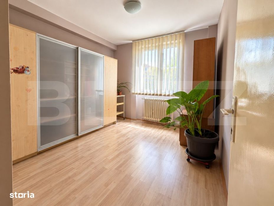 Apartament 3 camere, 43 mp, zona Dacia