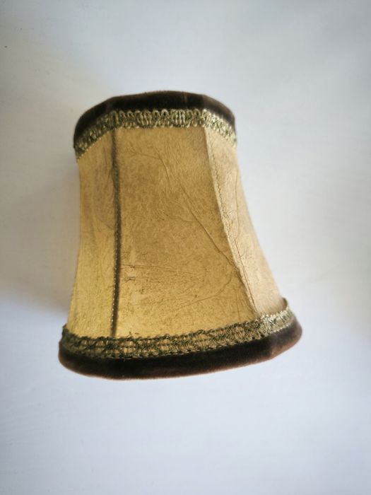 Ретро лампиони, идеални за обзавеждане на заведение